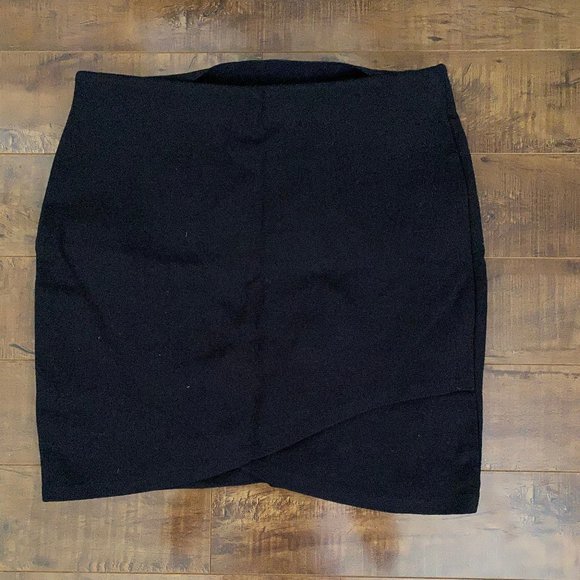 Aritzia Small Black Tube Skirt - Picture 1 of 2